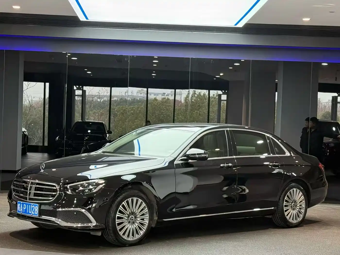  E CLASS