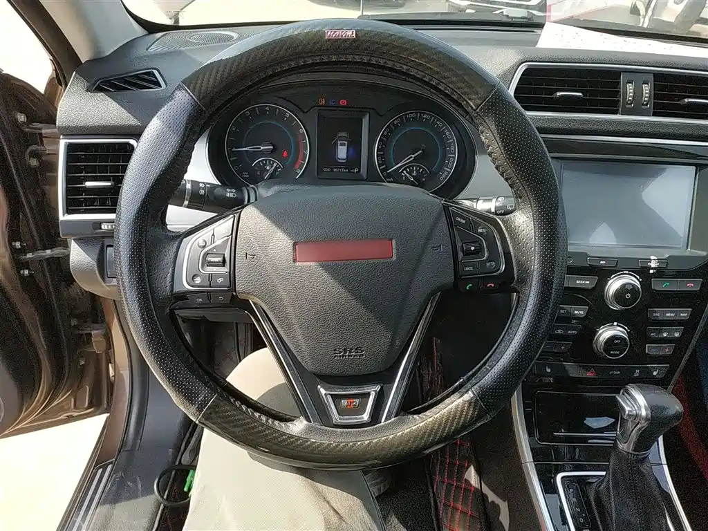 Haval H2 2015 1.5T Automatic 2WD Premium Edition фото 7