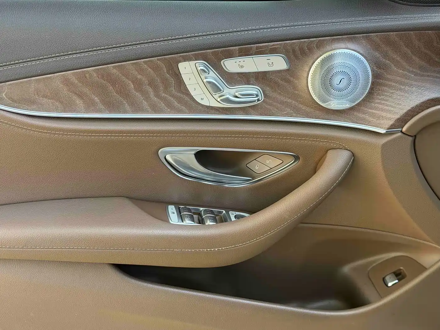 Mercedes-Benz E-Class 2019 Facelift E 300 L Luxury фото 5