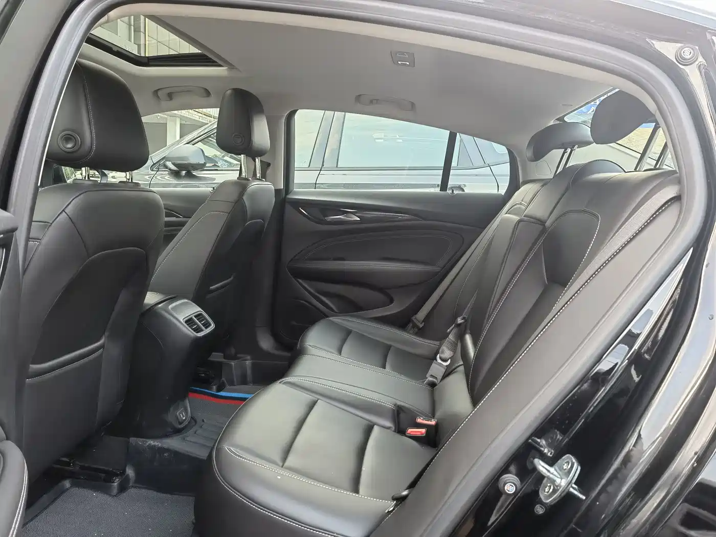 Buick Regal 2024 25T Ultra Comfort Edition фото 8