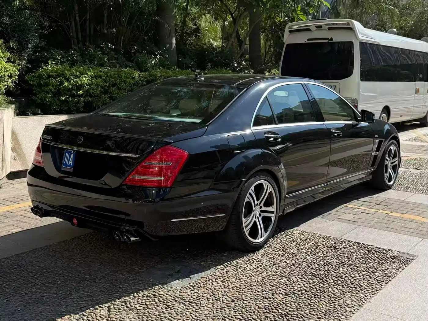 Brabus S-Class 2011 40S фото 11