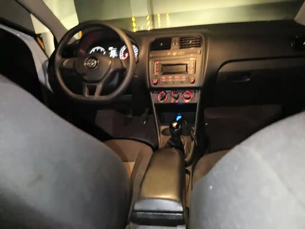 Photo 12 - Volkswagen Polo
