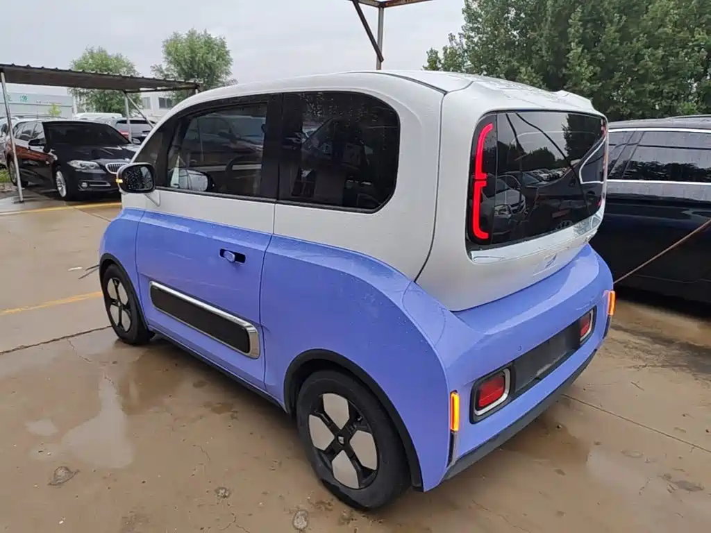 Baojun KiWi EV 2024 2022 Artist Lite Edition LFP