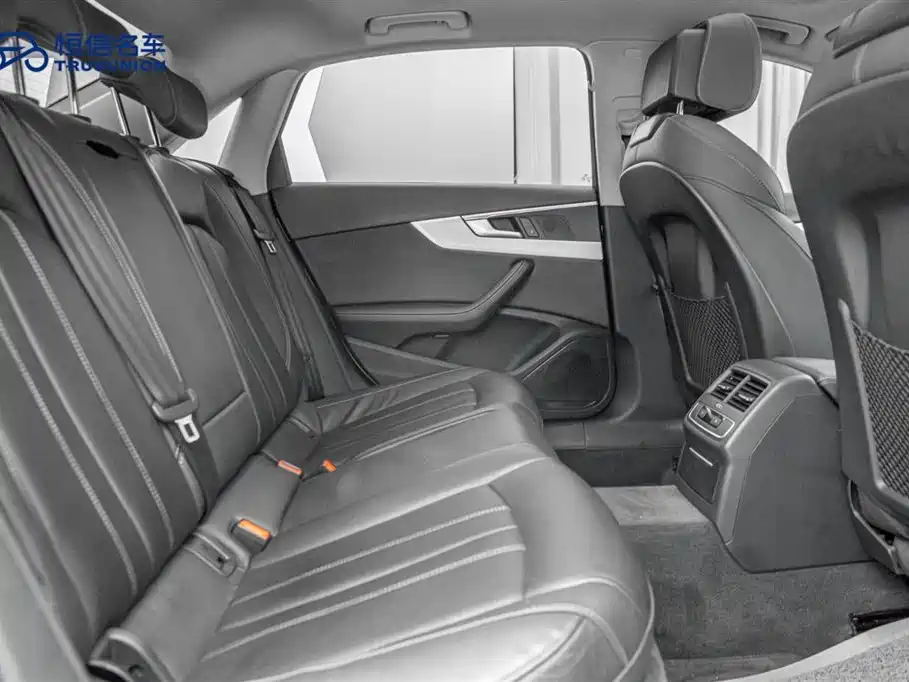 Audi A4L 2022 40 TFSI Luxury Dynamic фото 16