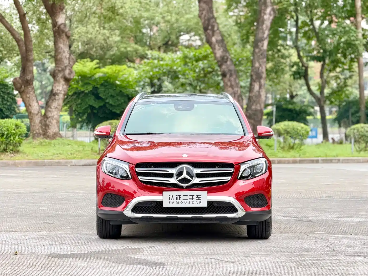 Mercedes-Benz GLC 2016 GLC 300 4MATIC Dynamic фото 2
