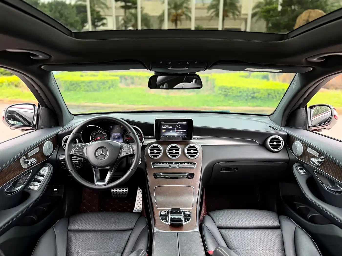 Mercedes-Benz GLC 2016 GLC 300 4MATIC Dynamic фото 15