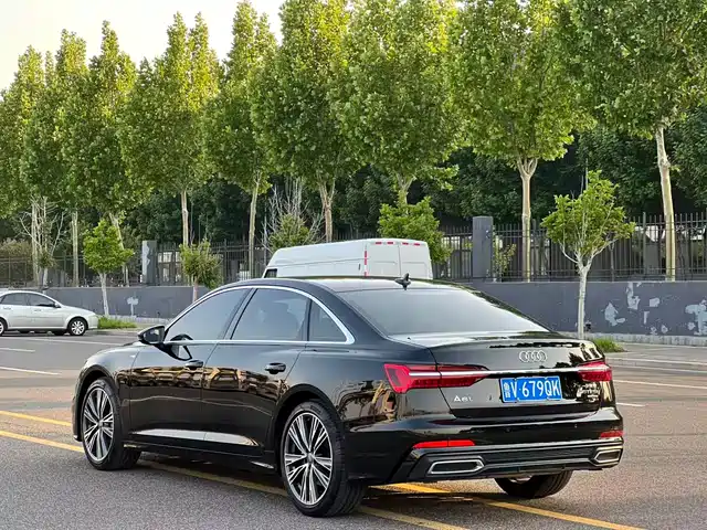 Audi A6L 2019 45 TFSI quattro Premium Dynamic — фото 4