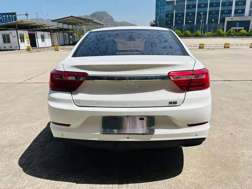 Geely Vision 2020 2019 Upgrade 1.5L CVT Luxury China VI