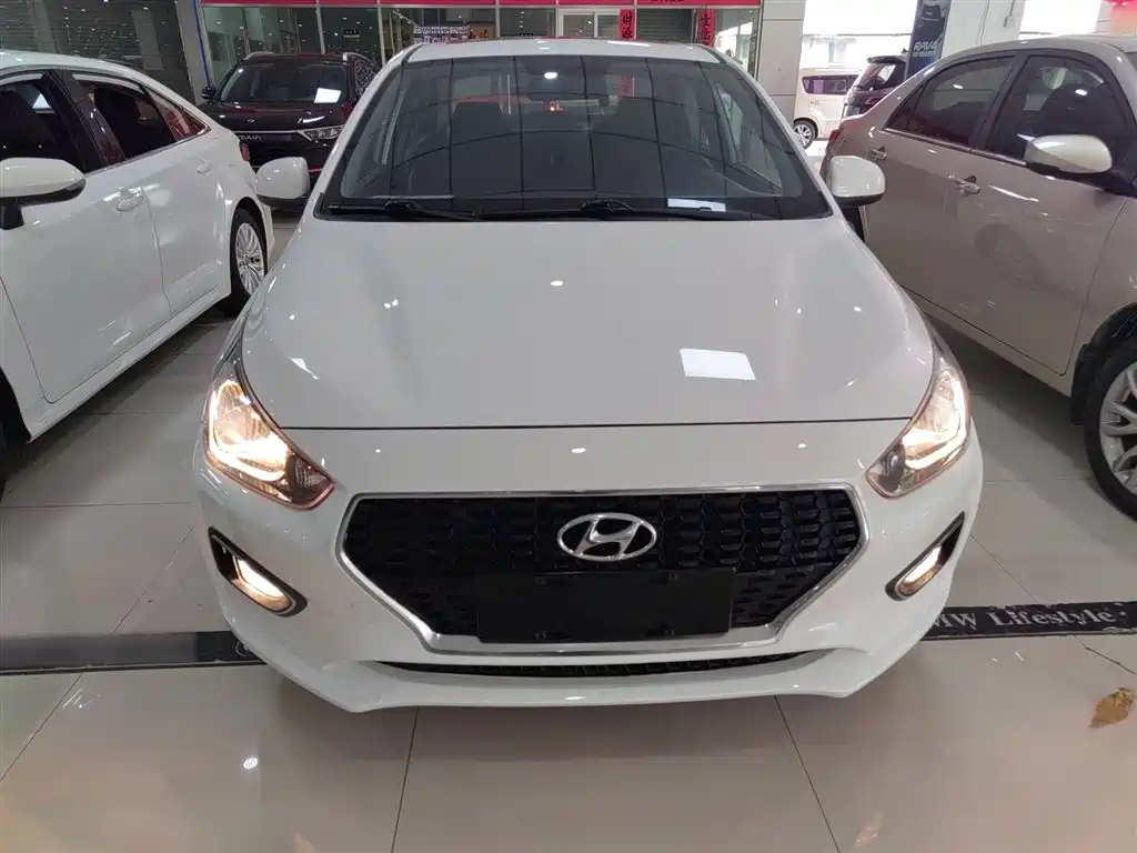 Hyundai Verna 2017 1.4L Auto Jump Edition (China V) фото 3