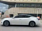 Photo 18 - Nissan Teana