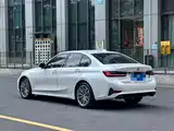 Photo 3 - BMW 3 Series