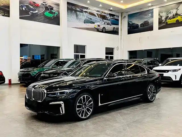 BMW 7 Series 2021 Model 740Li xDrive Executive M Sport Package
