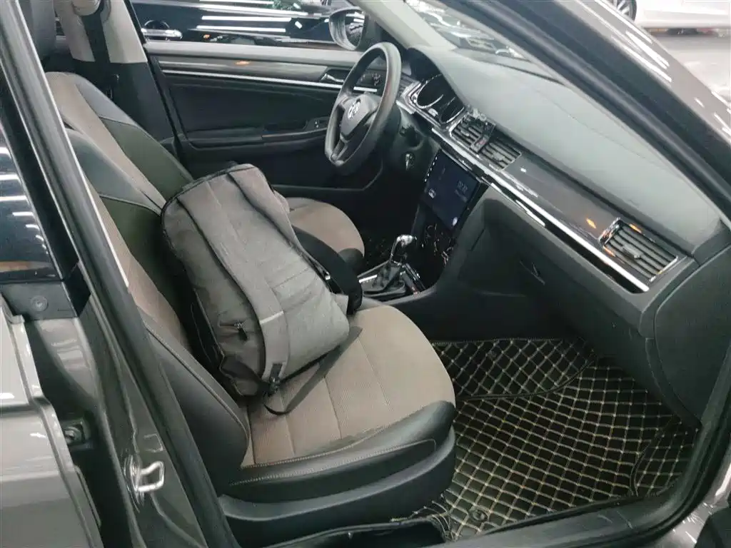 Volkswagen C-TREK 2017 1.6L Automatic Comfort фото 20