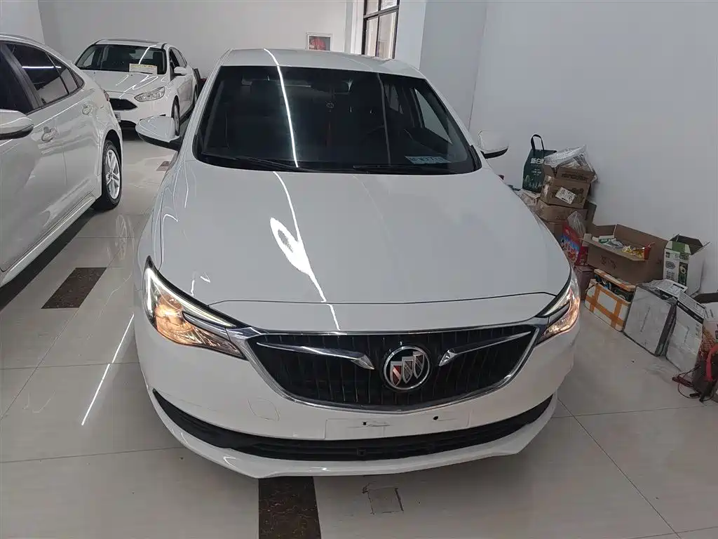 Buick Excelle 2019 15T DCT Progressive Type China VI фото 3