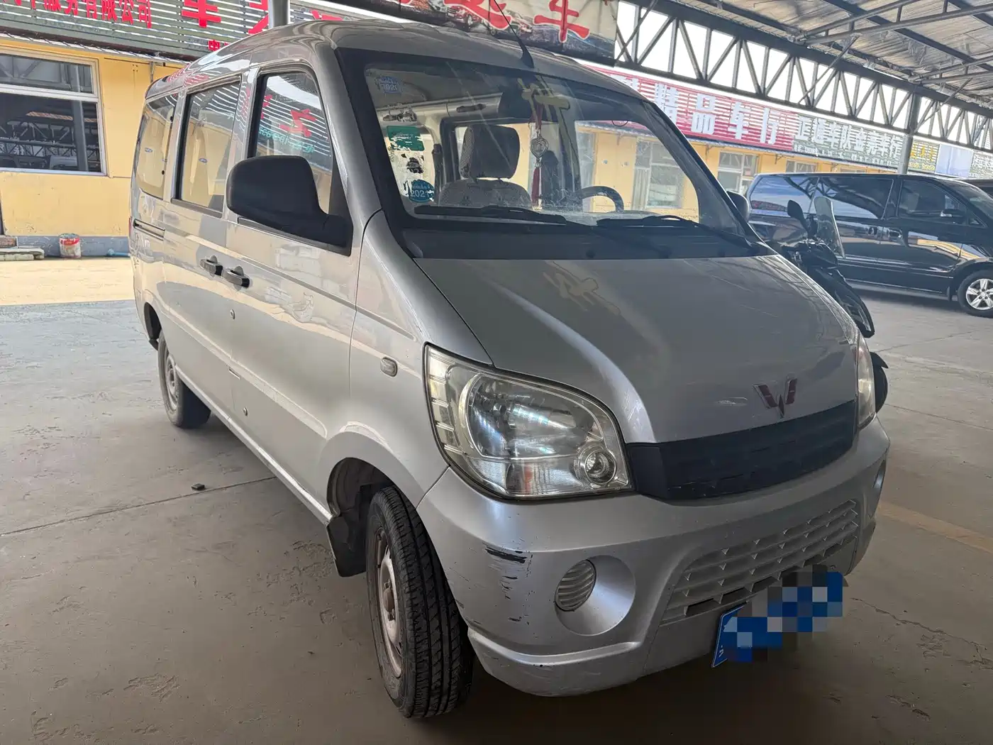 Wuling Motors Wuling Zhiguang 2013 2013 1.0L Basic