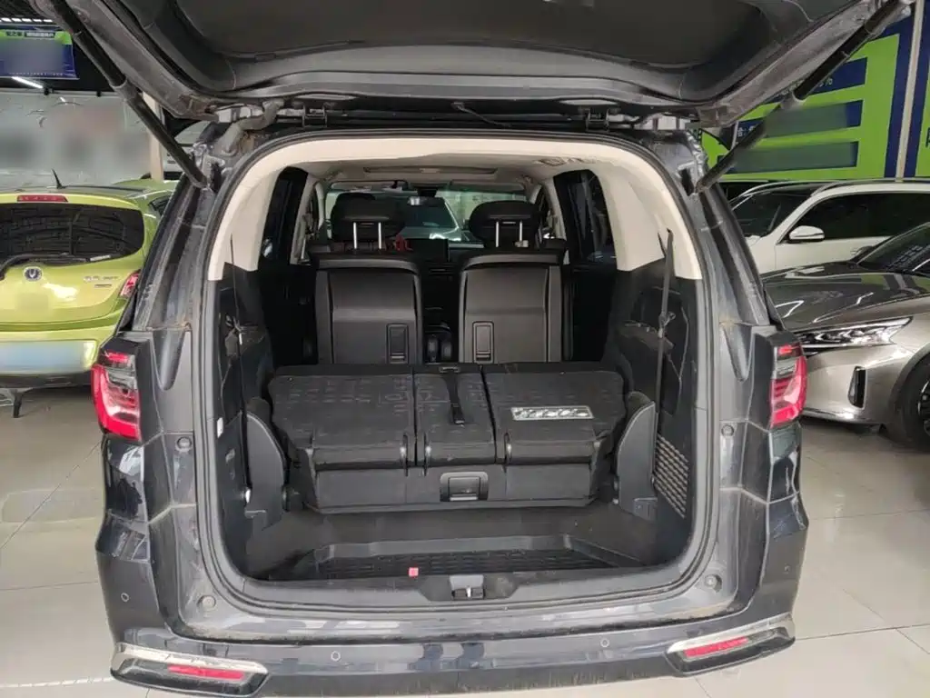 Фото 19 - Honda Odyssey