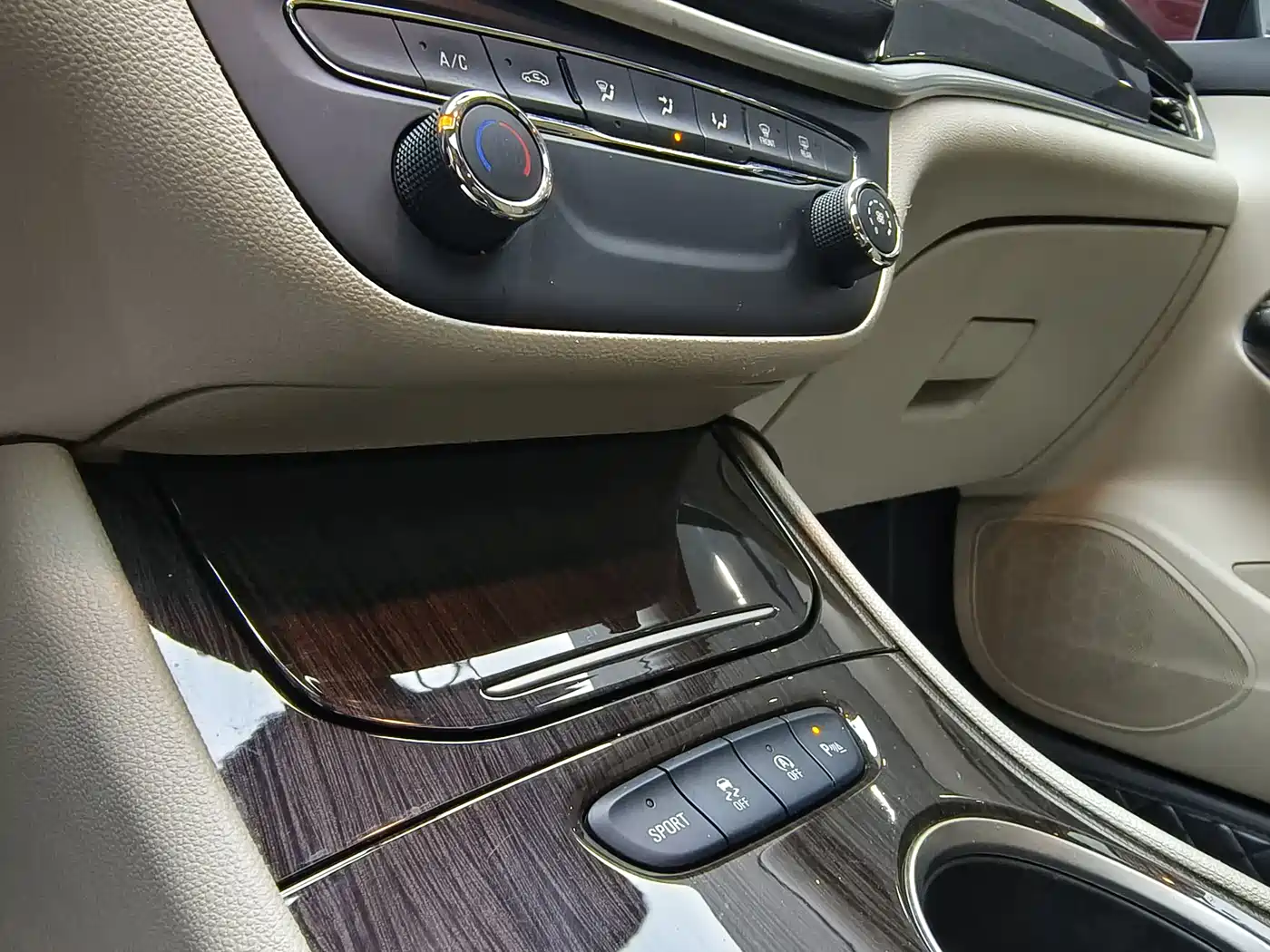 Buick Verano 2018 Sedan 15S Automatic Progressive фото 15