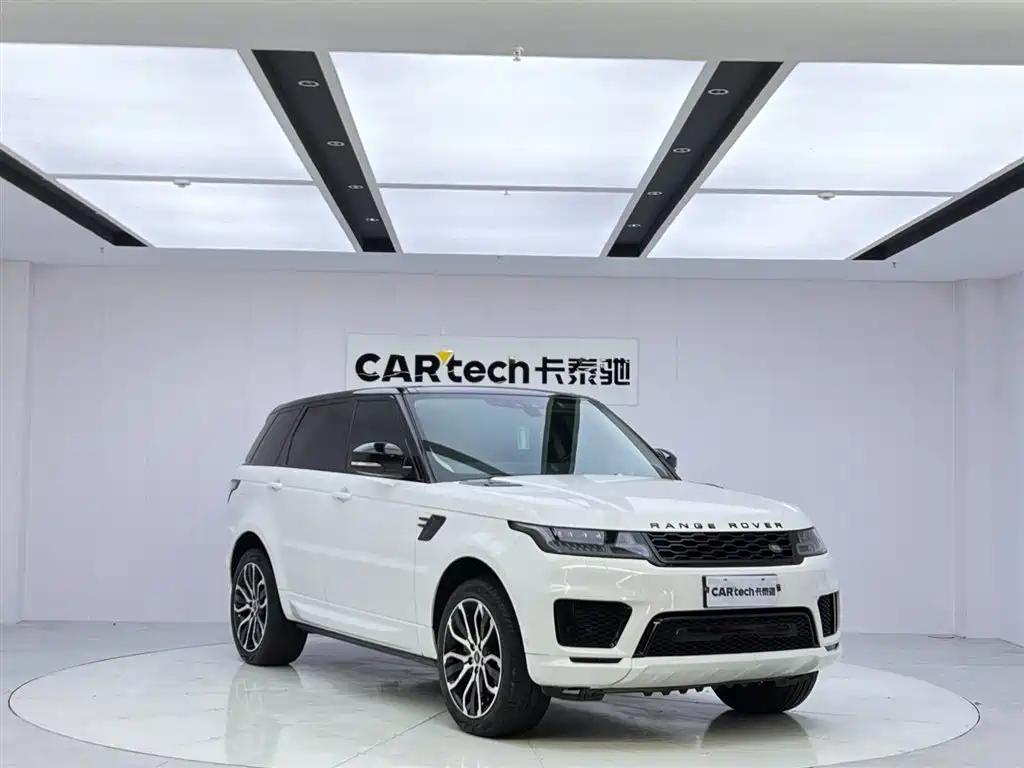 Land Rover Range Rover Sport 2022 3.0 L6 Gloss Black Edition фото 7
