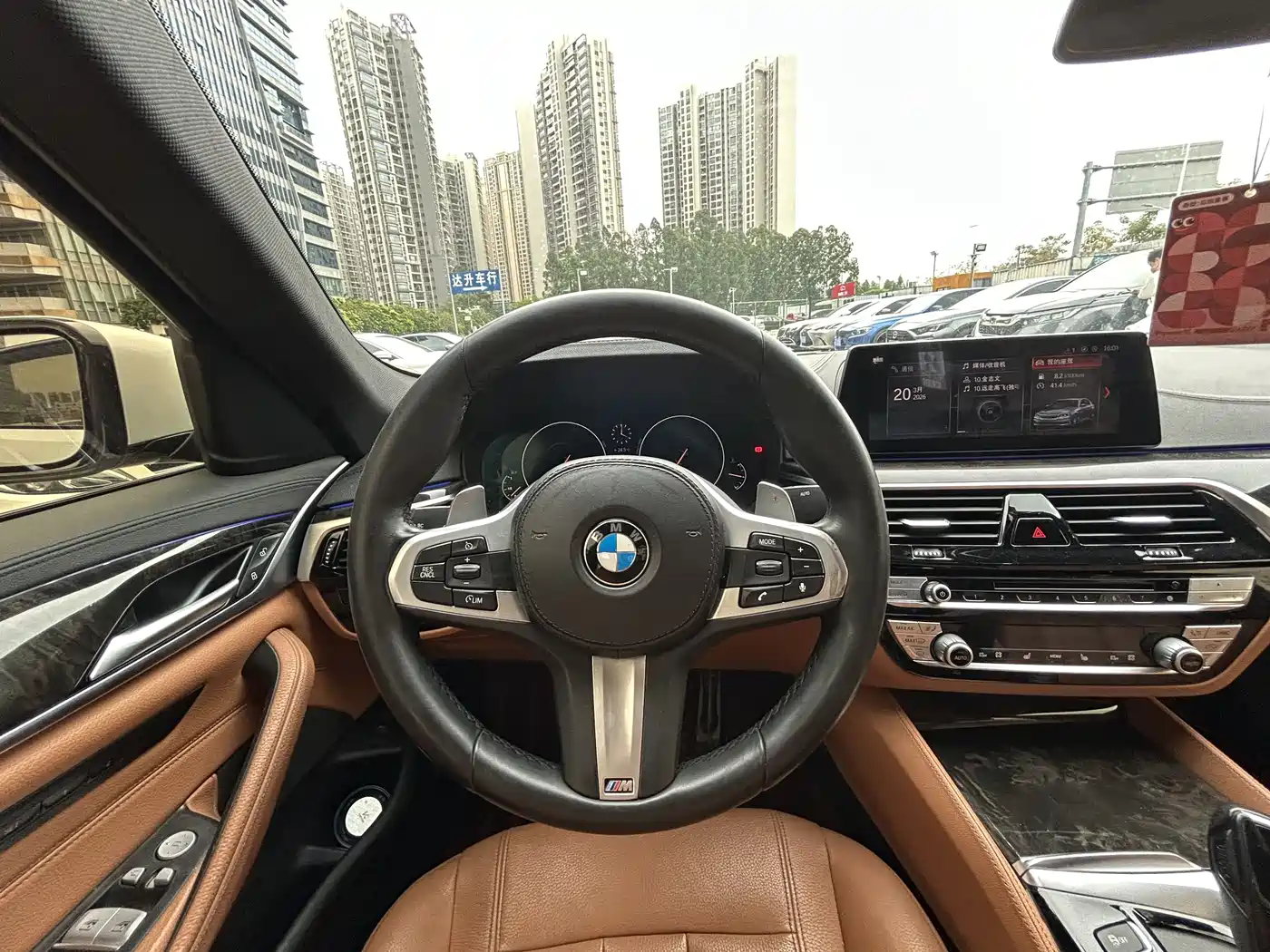 BMW 5 Series 2019 530Li Leading M Sport Package фото 13