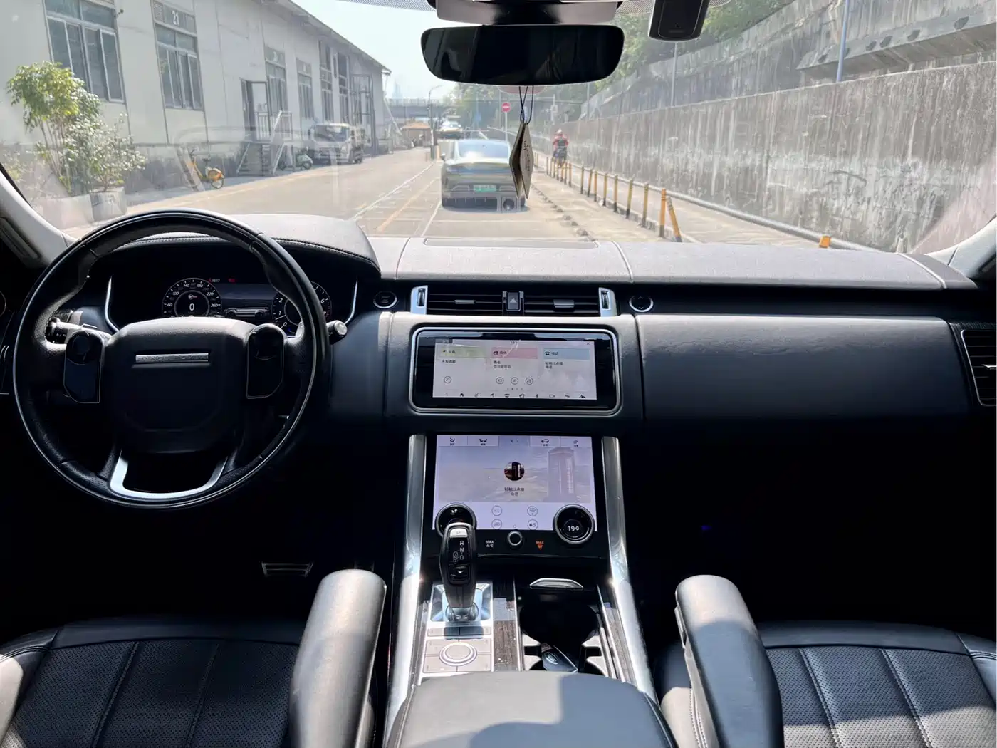 Land Rover Range Rover Sport 2020 3.0 L6 HSE DYNAMIC фото 4