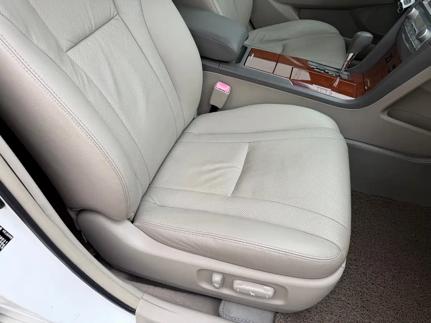 Toyota Camry 2013 200G Classic Luxury Edition фото 13