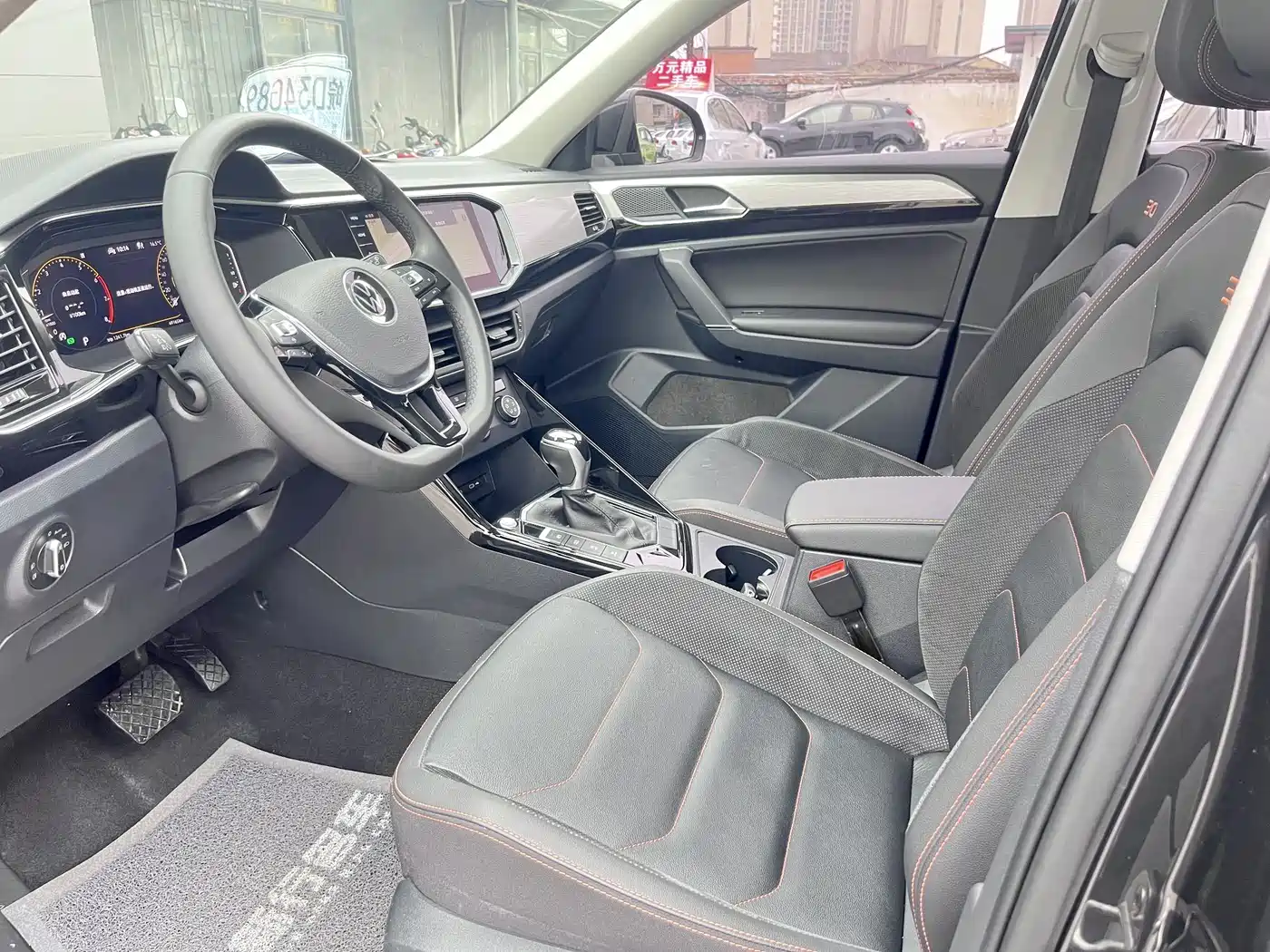Volkswagen Tayron 2021 330TSI 2WD 30th Anniversary Edition фото 4