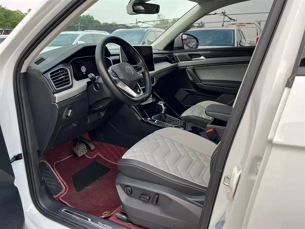 Volkswagen Tayron 2023 280TSI 2WD Luxury Plus Advanced Edition фото 11