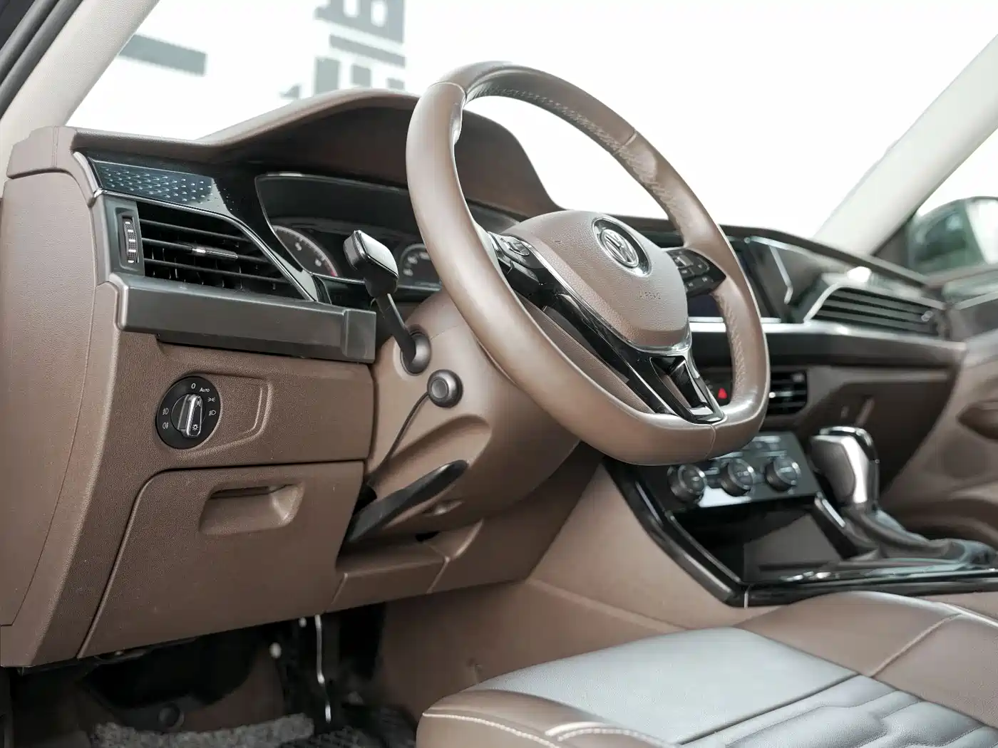 Volkswagen Passat 2019 330TSI Elite Version China VI фото 10