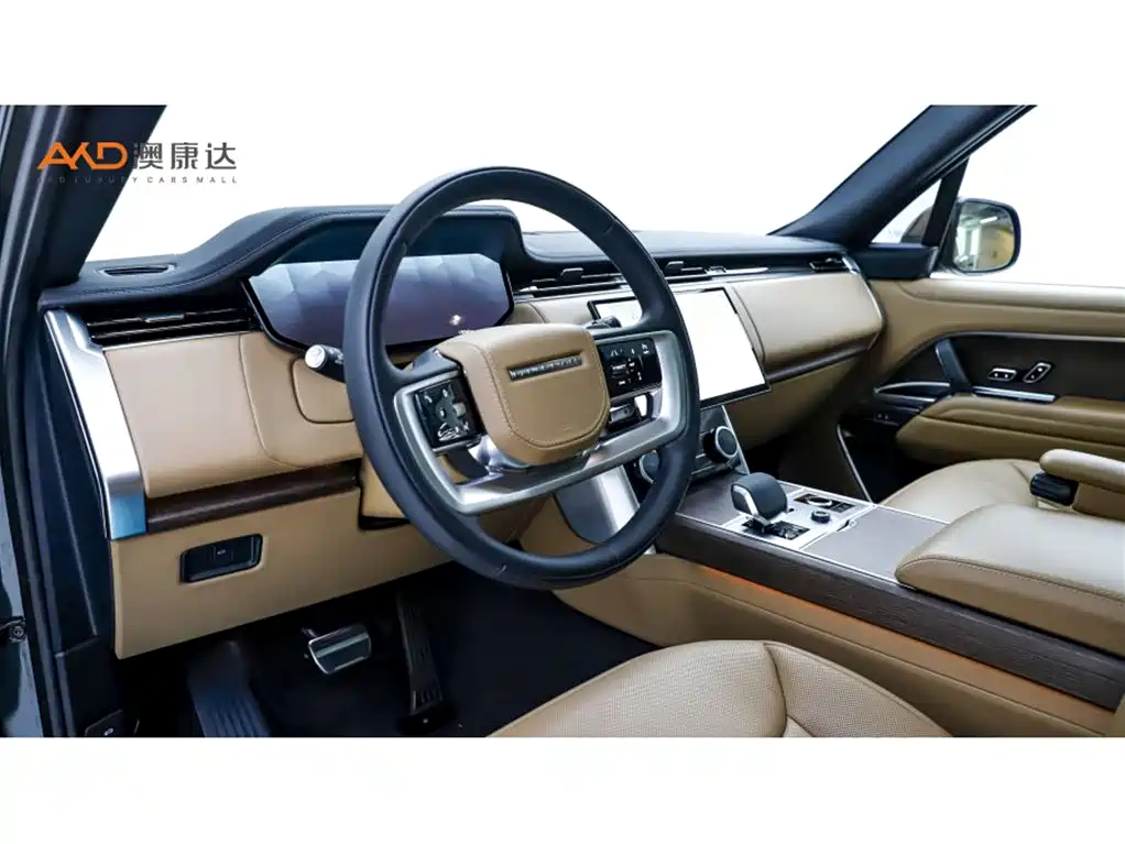 Land Rover Range Rover 2023 3.0 L6 400PS Golden Age 7-Seater Long Wheelbase фото 6