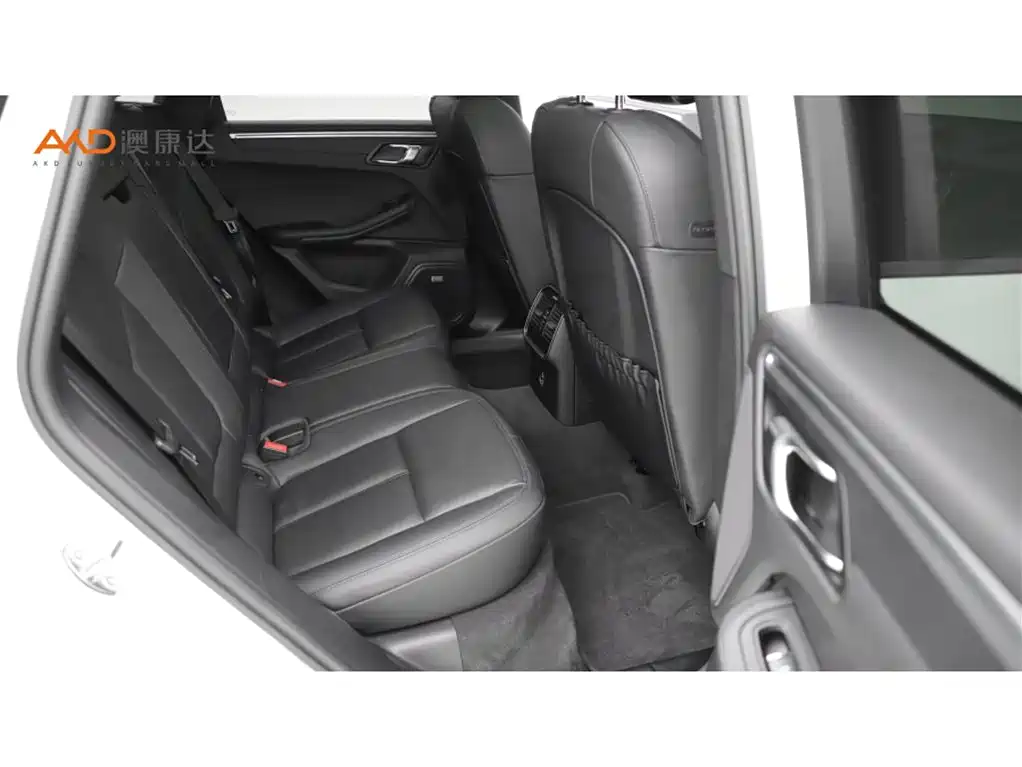 Porsche Macan 2022 Macan 2.0T фото 8