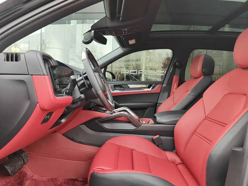 Porsche Cayenne 2025 Cayenne 3.0T Dream Chaser Edition фото 12