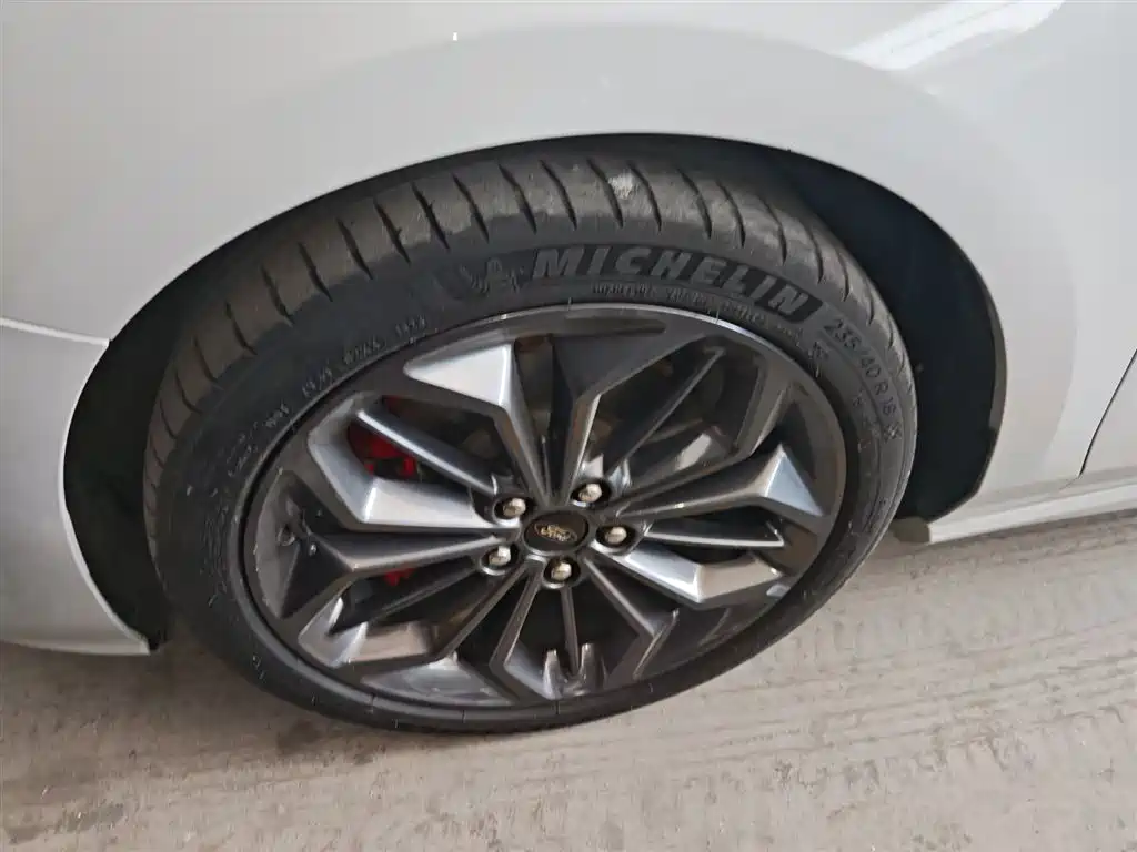 Ford Focus 2023 2022 Sedan EcoBoost 180 Automatic ST Line