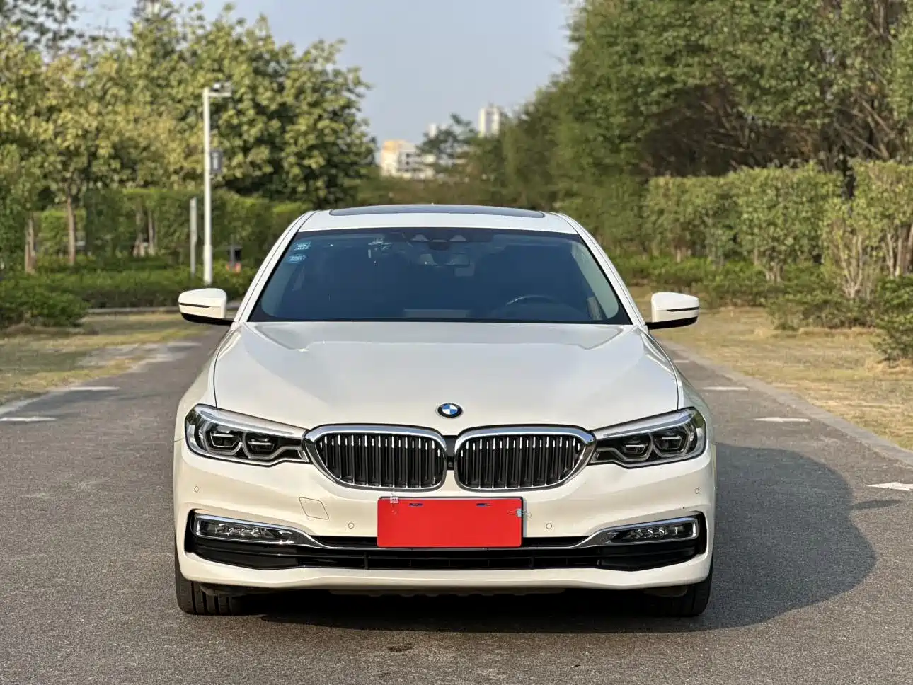 BMW 5 Series 2018 530Li Exclusive Luxury Package фото 2
