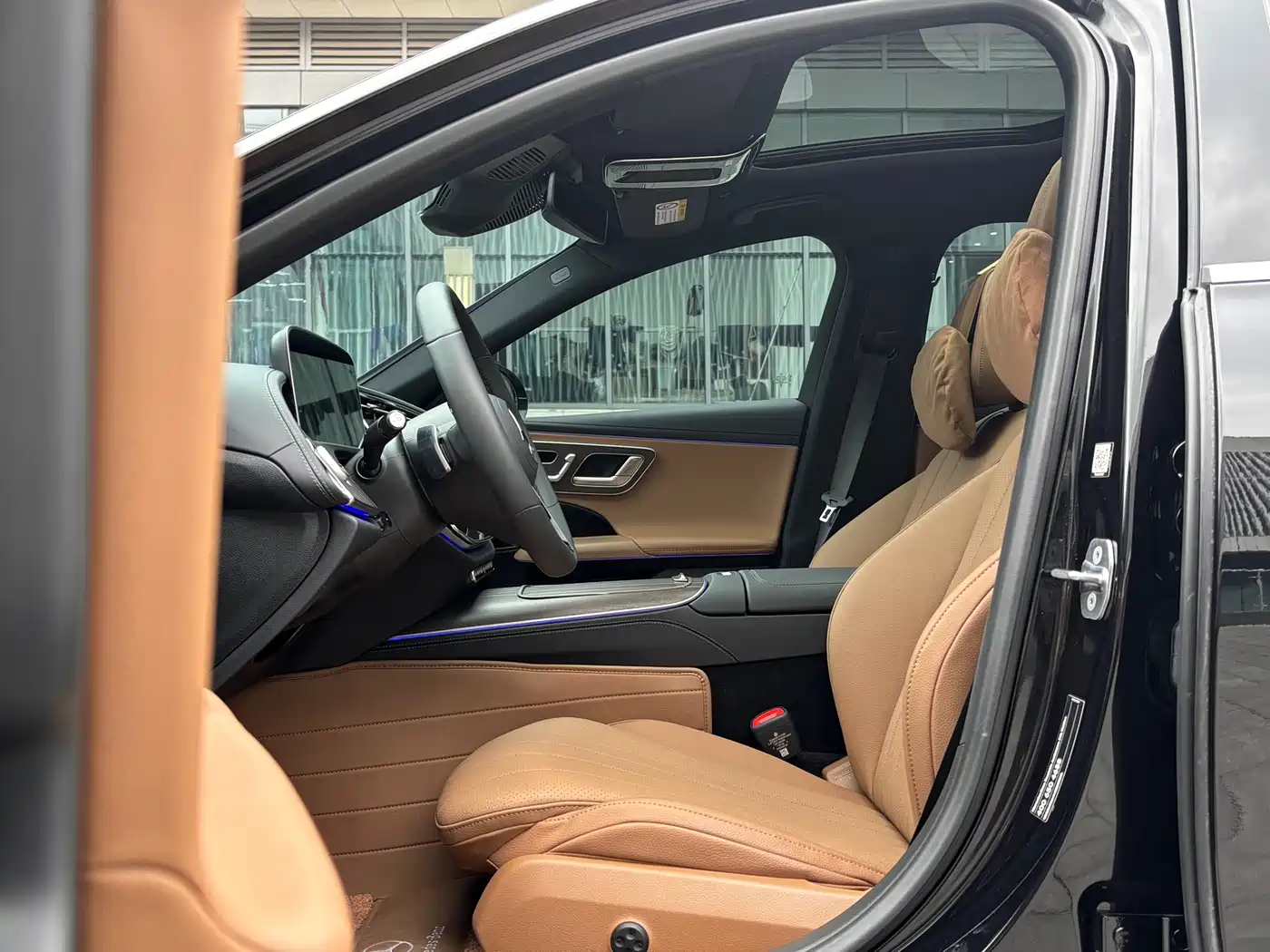 Mercedes-Benz E-Class 2025 E 300 L Fashion фото 9