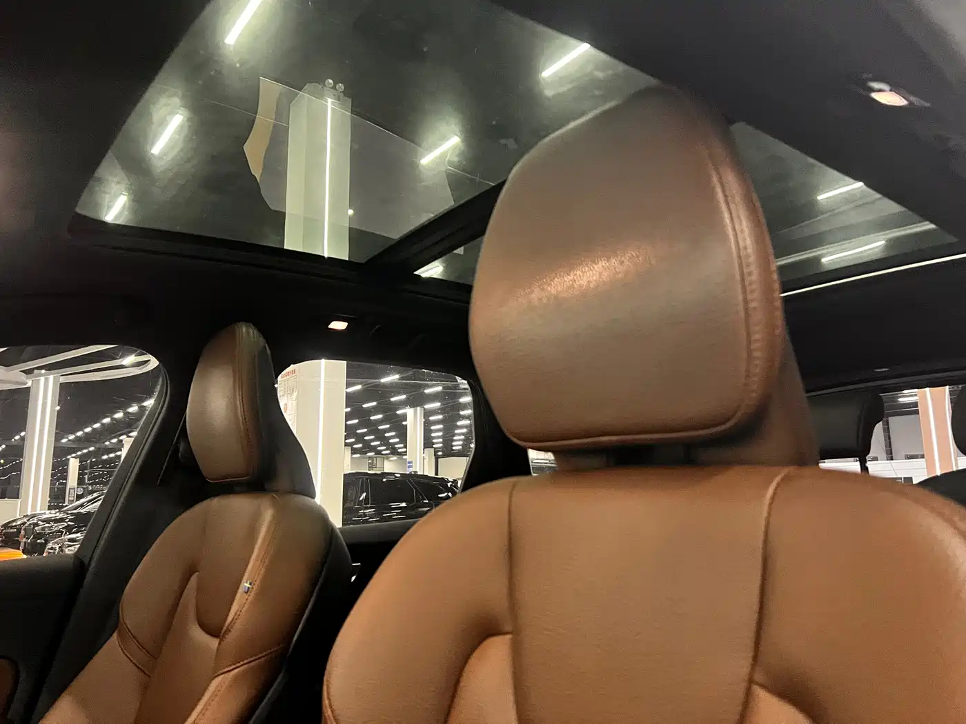 Photo 12 - Volvo XC60