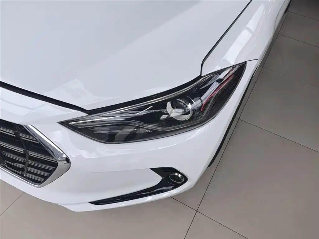 Hyundai Elantra 2019 1.4T Dual-clutch XuanDong·Vitality Type фото 24