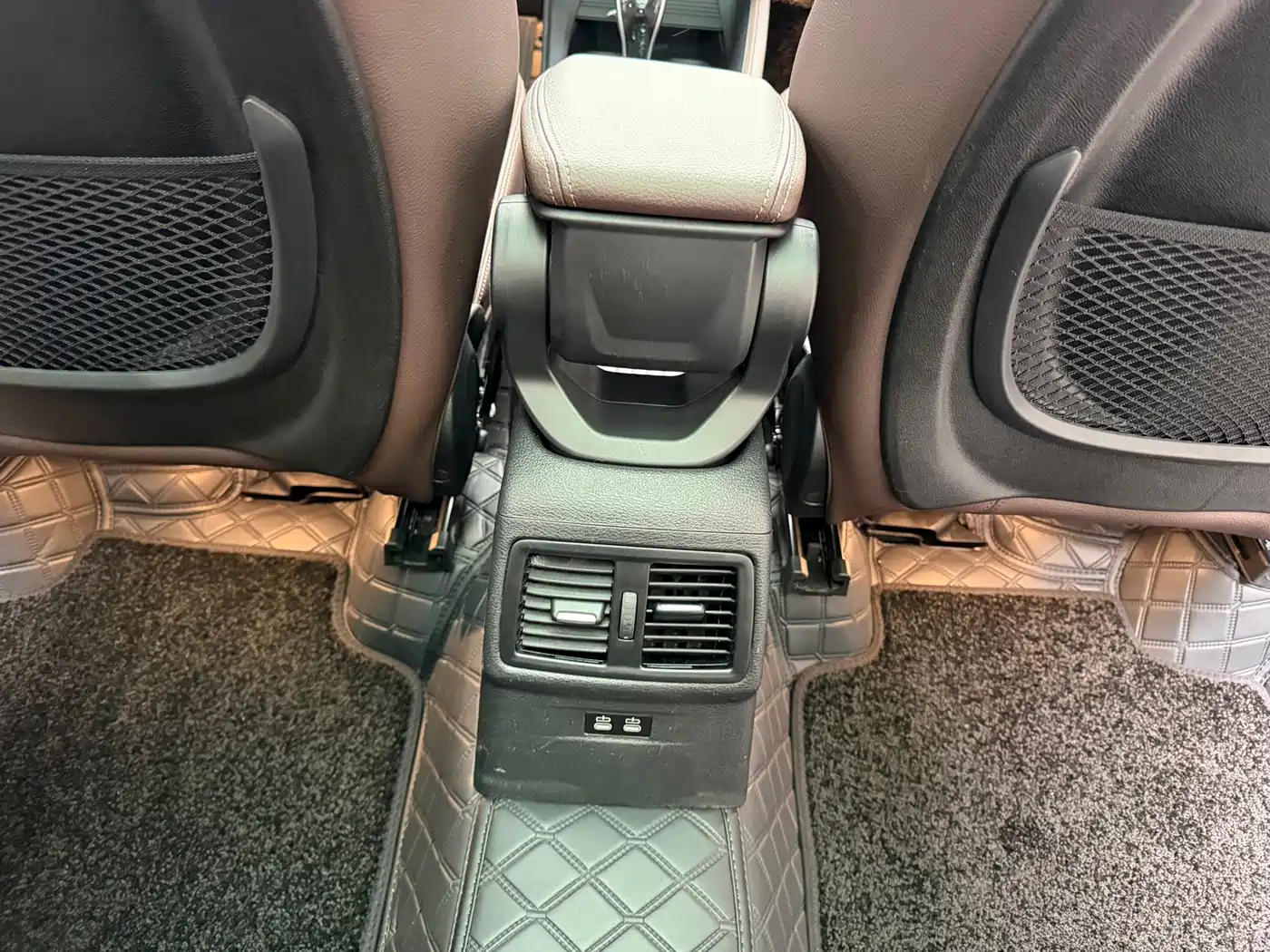 BMW X1 2022 sDrive25Li Leading фото 11