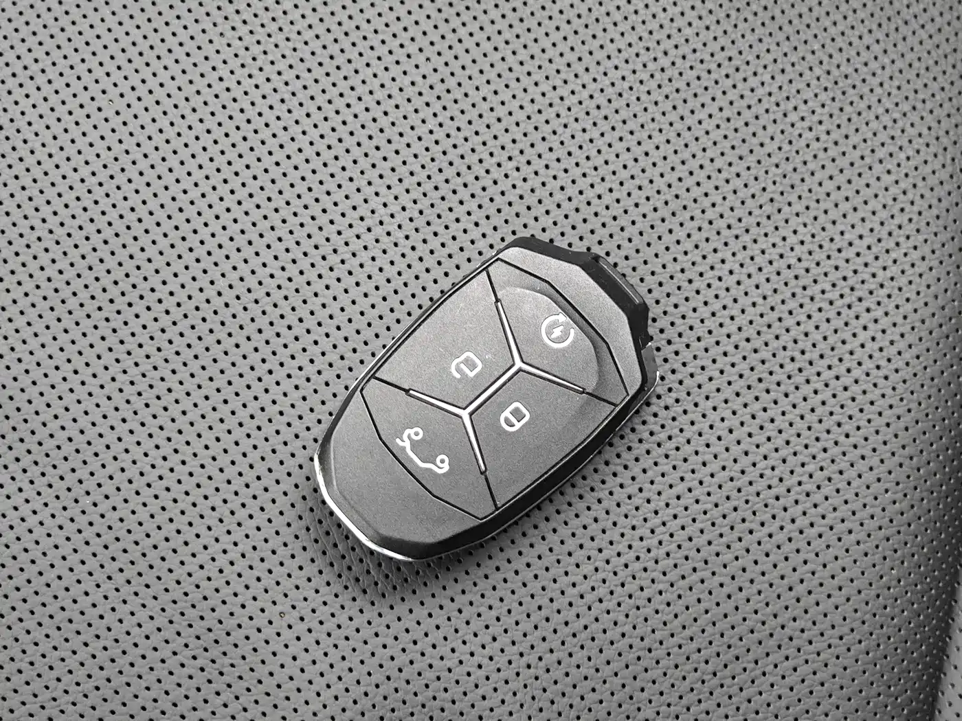 Lynk & Co 01 2017 2.0T 2WD Pro Version фото 17
