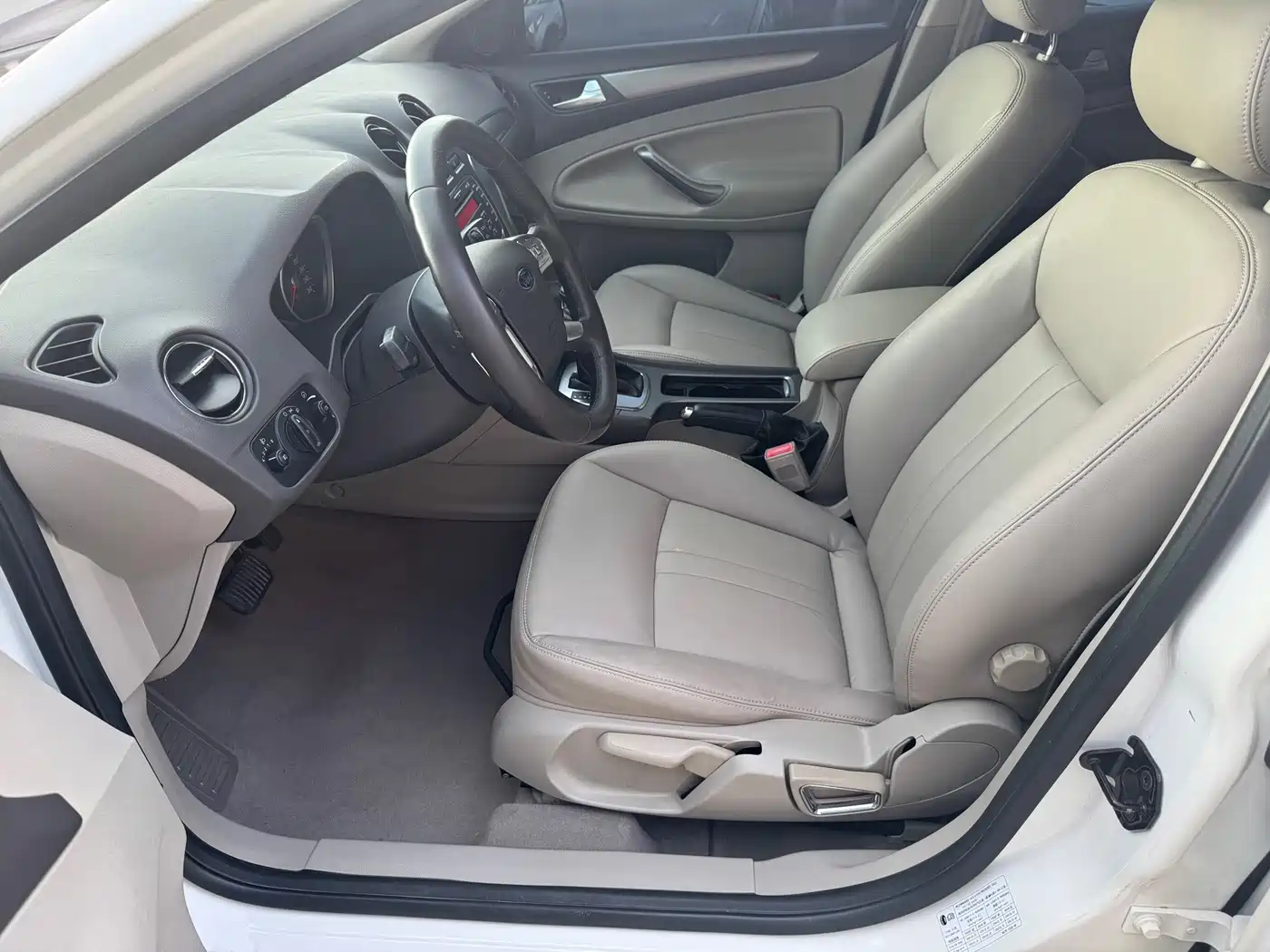 Ford Mondeo 2013 2013 2.3L Fashion Model