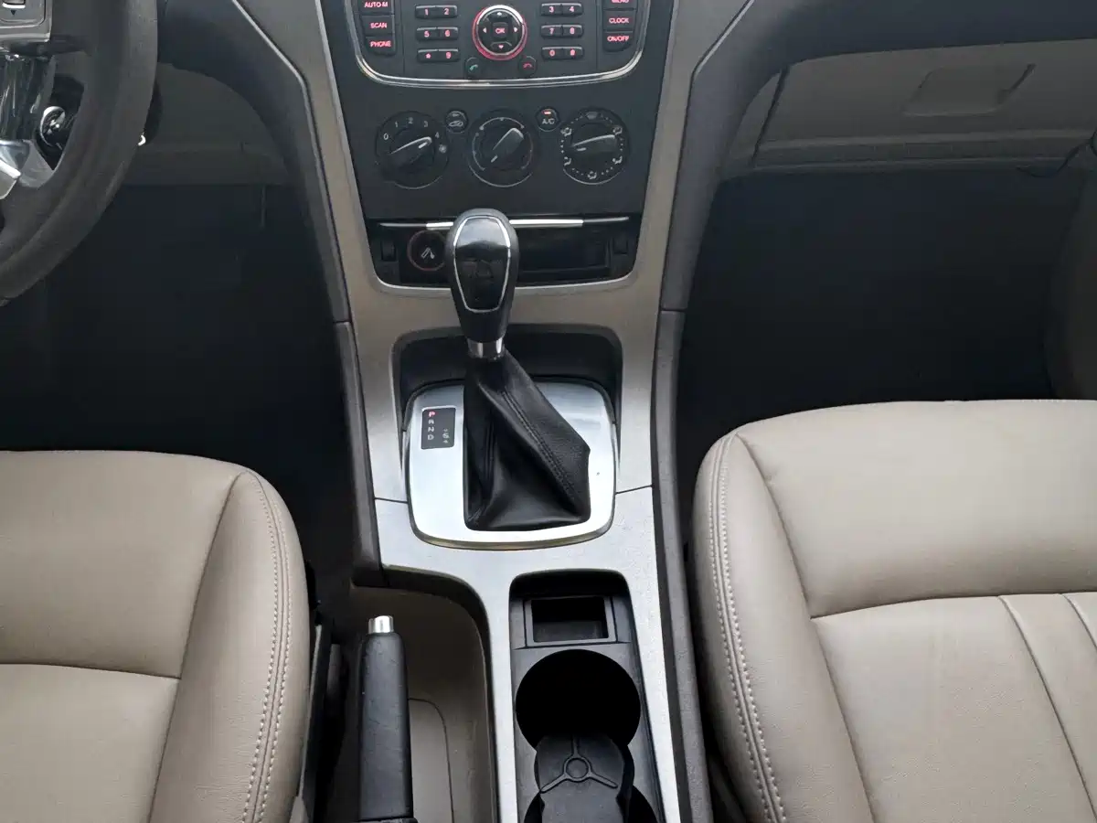Ford Mondeo 2013 2013 2.3L Fashion Model