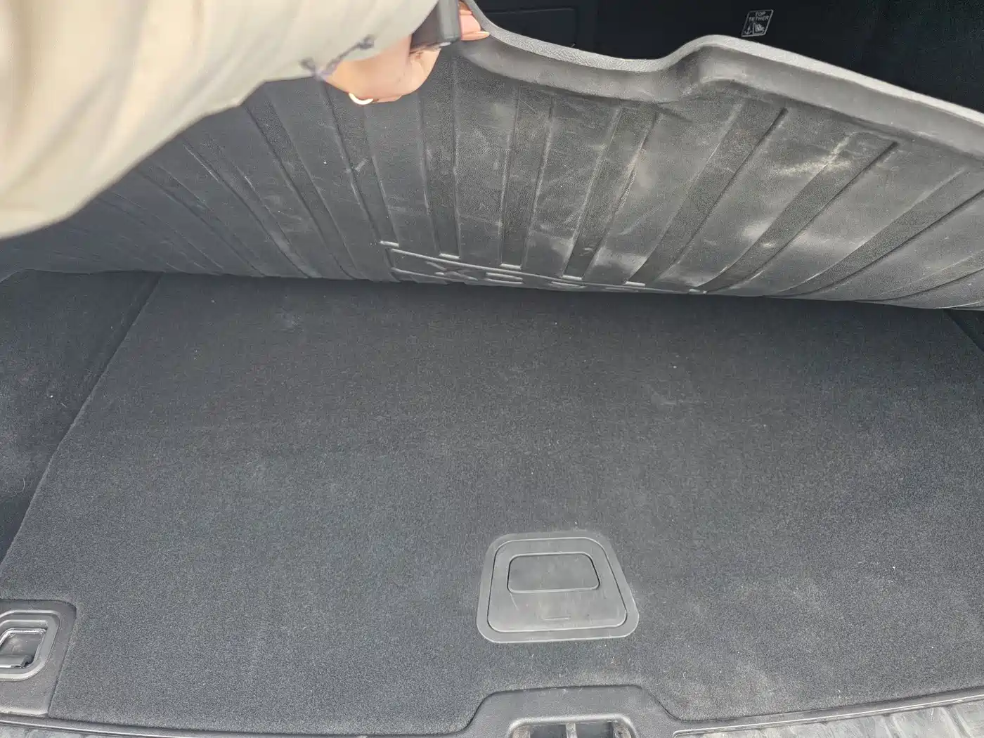 VOLVO XC60 PLUG-IN HYBRID