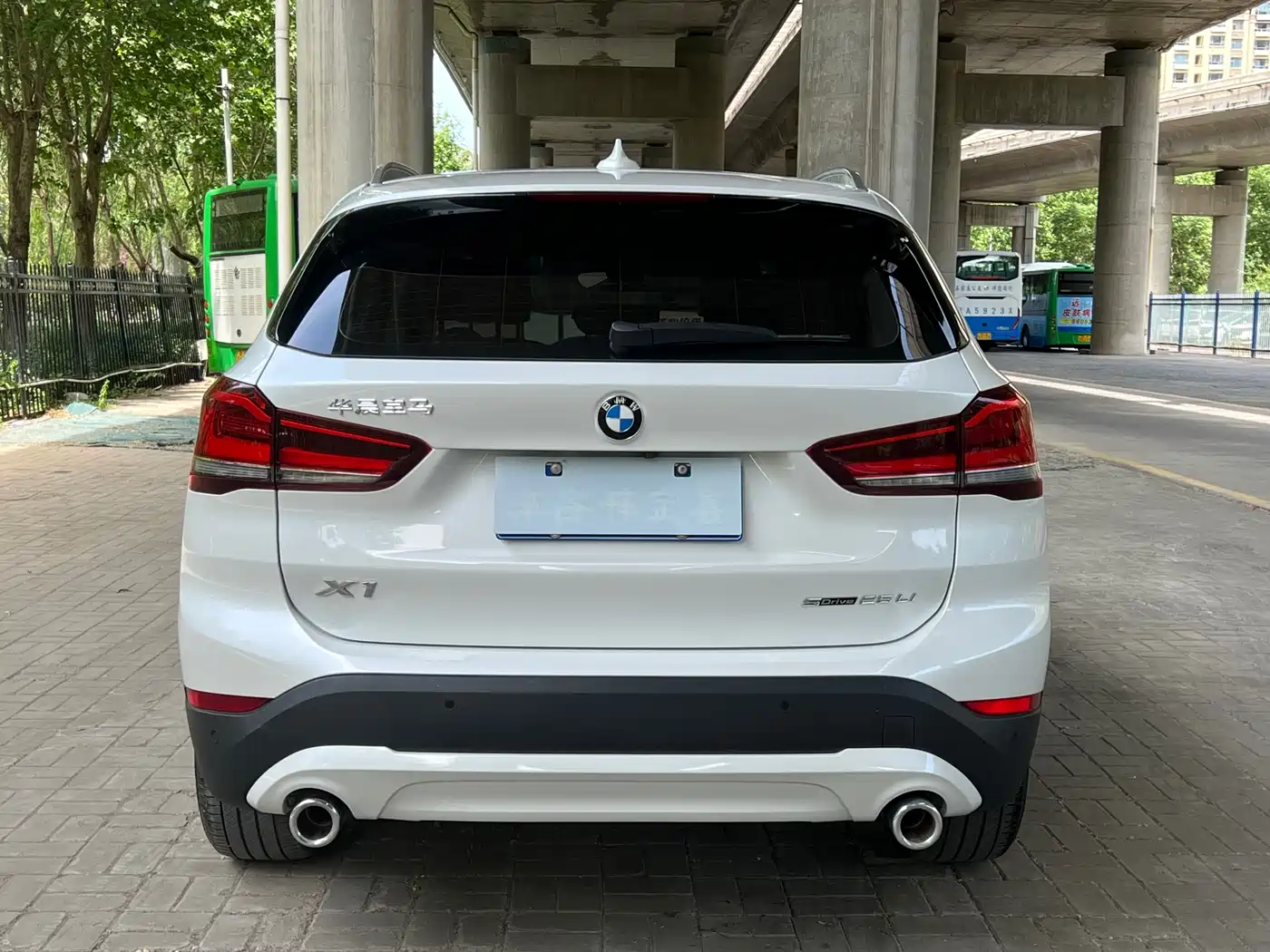 BMW X1 2021 sDrive25Li Leading фото 8