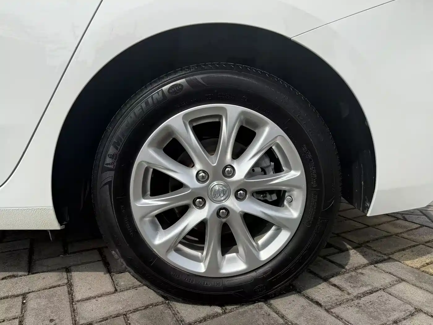 Buick GL6 2019 18T 6-seat Elite China VI фото 14