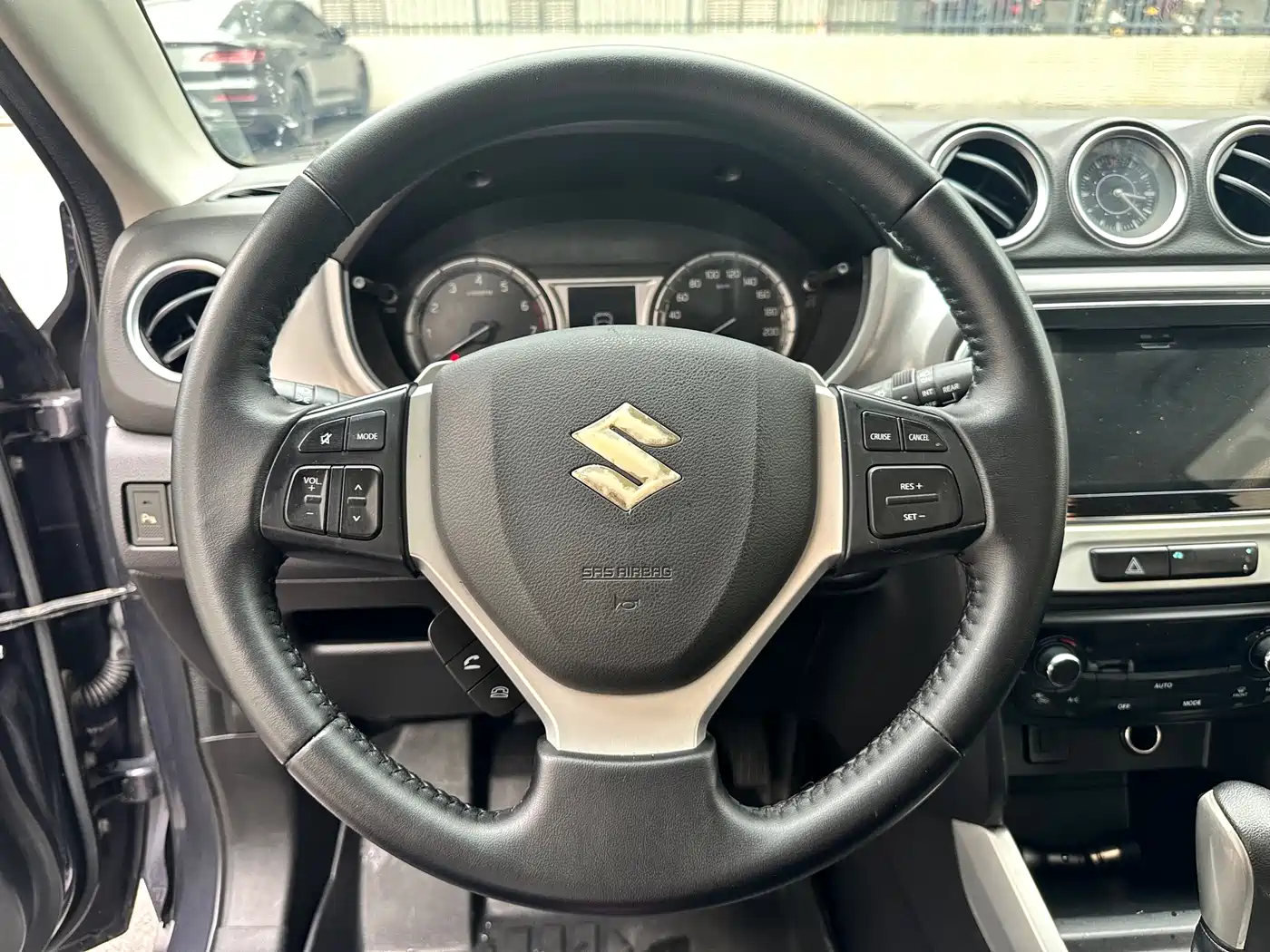 Suzuki Vitara 2016 2016 1.4T Auto 2WD Luxury Model
