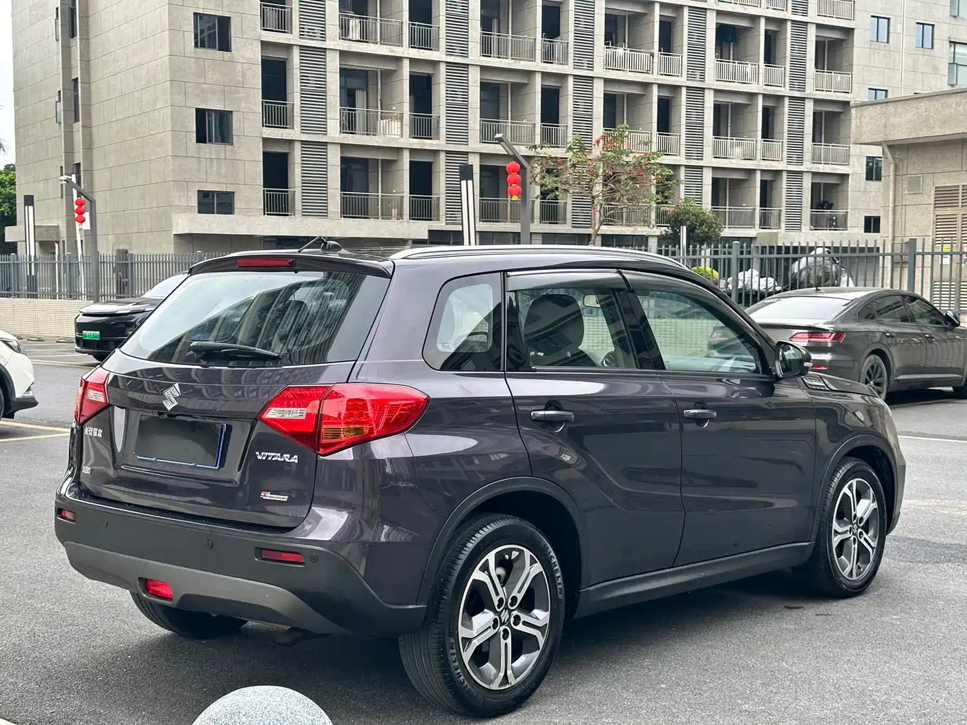 Suzuki Vitara 2016 2016 1.4T Auto 2WD Luxury Model