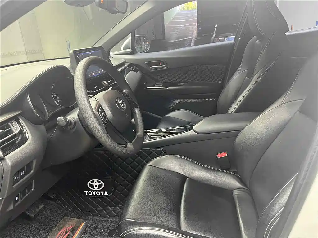 Toyota IZOA 2020 2.0L Yi Xiang CARE фото 4