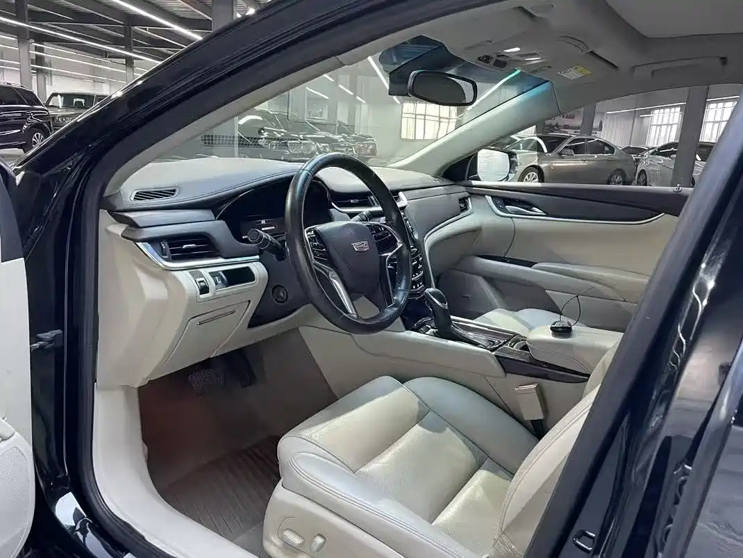 Cadillac XTS 2015 28T Elite фото 6