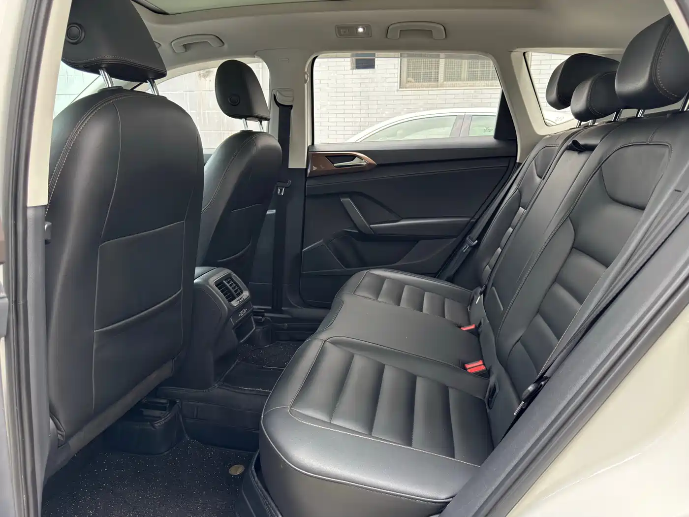Volkswagen Tharu 2019 330TSI AWD Luxury Edition China VI фото 5