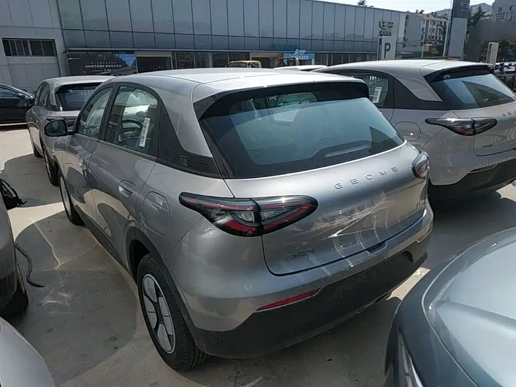 Geely Galaxy Starry Wish 2026 Edition 310km Youth Version фото 5
