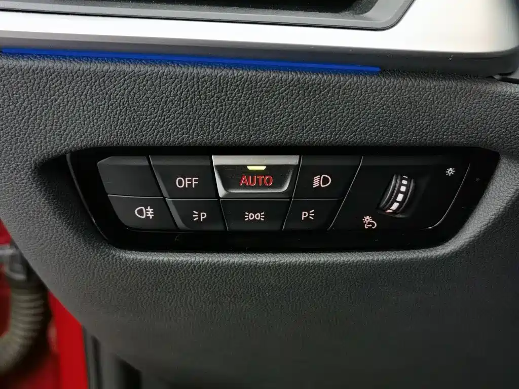 صورة 21 - BMW 3 Series